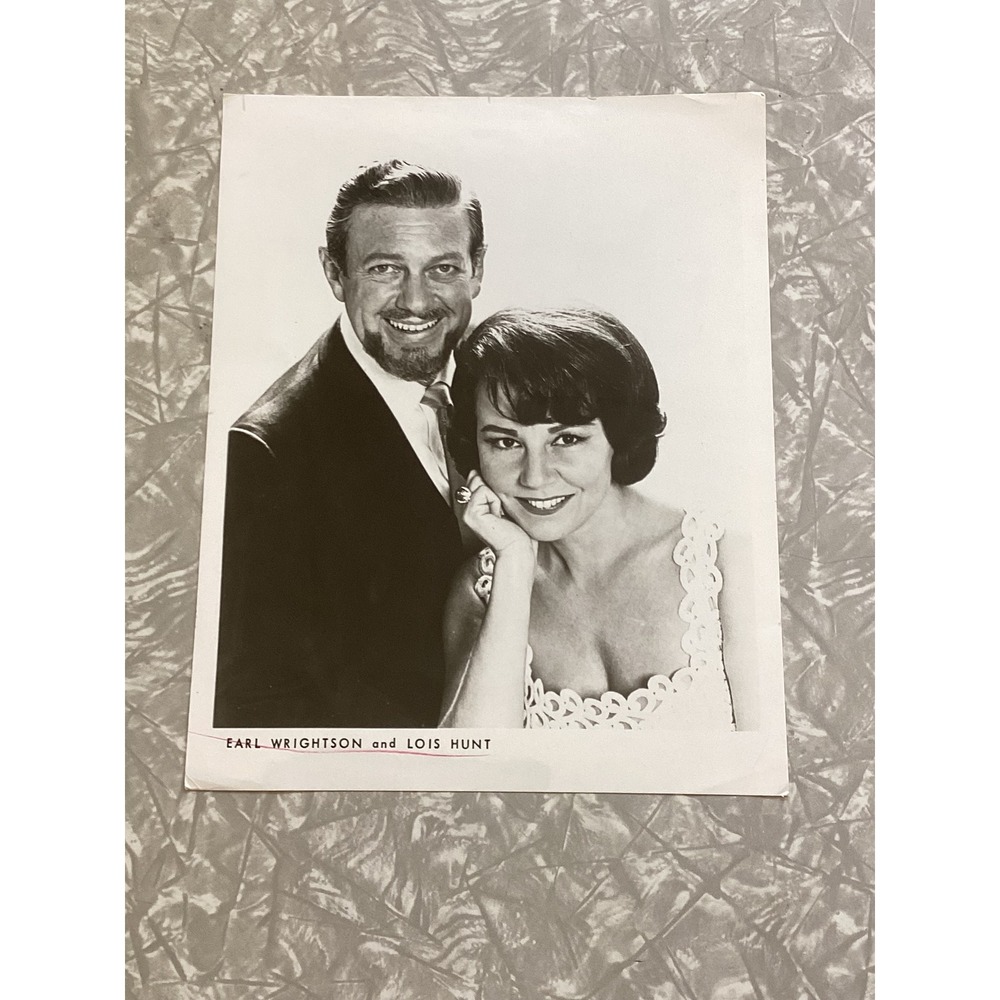 Vintage 1970 Earl Wrightson and Lois Hunt Publicity Photo 8x10 B&W Headshot